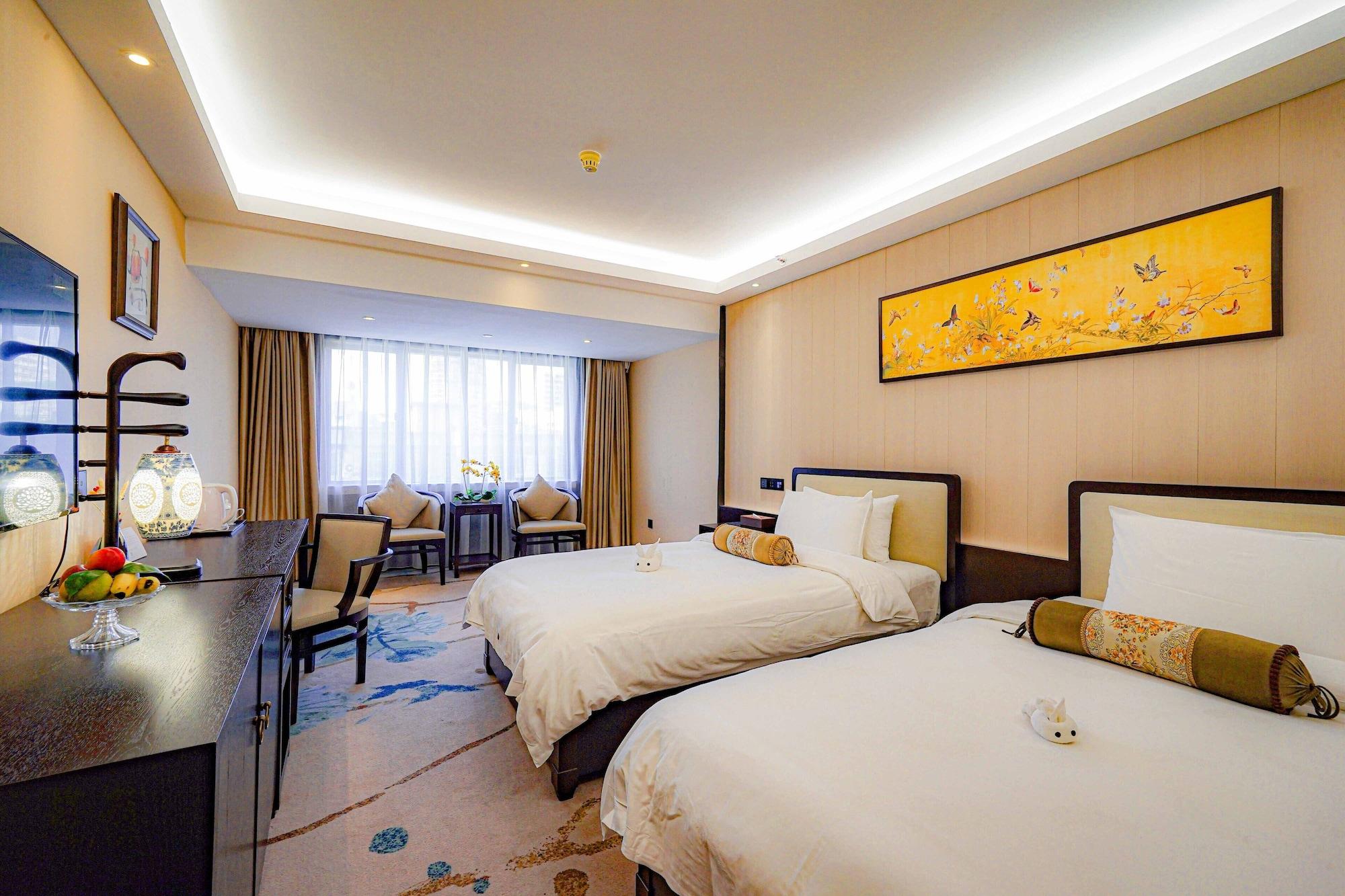 Guangdong Hotel-Free Shuttle & Registration Counter Service During Canton Fair Экстерьер фото